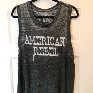 CHASER SLEEVELESS TEE